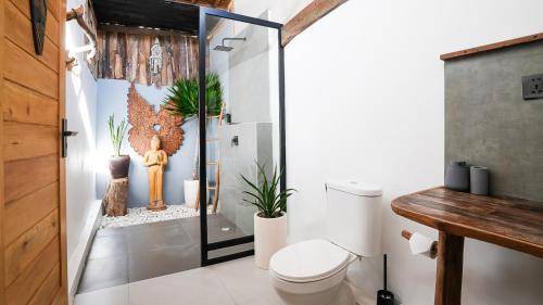 Photo of Bathroom in Pecatu