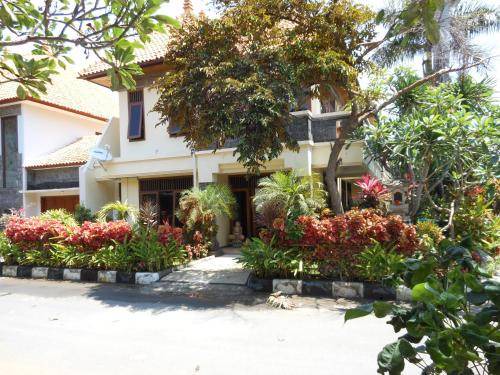 Photo of Buildings in Kartika Plaza