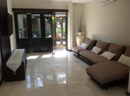 Photo of Livingroom in Kartika Plaza