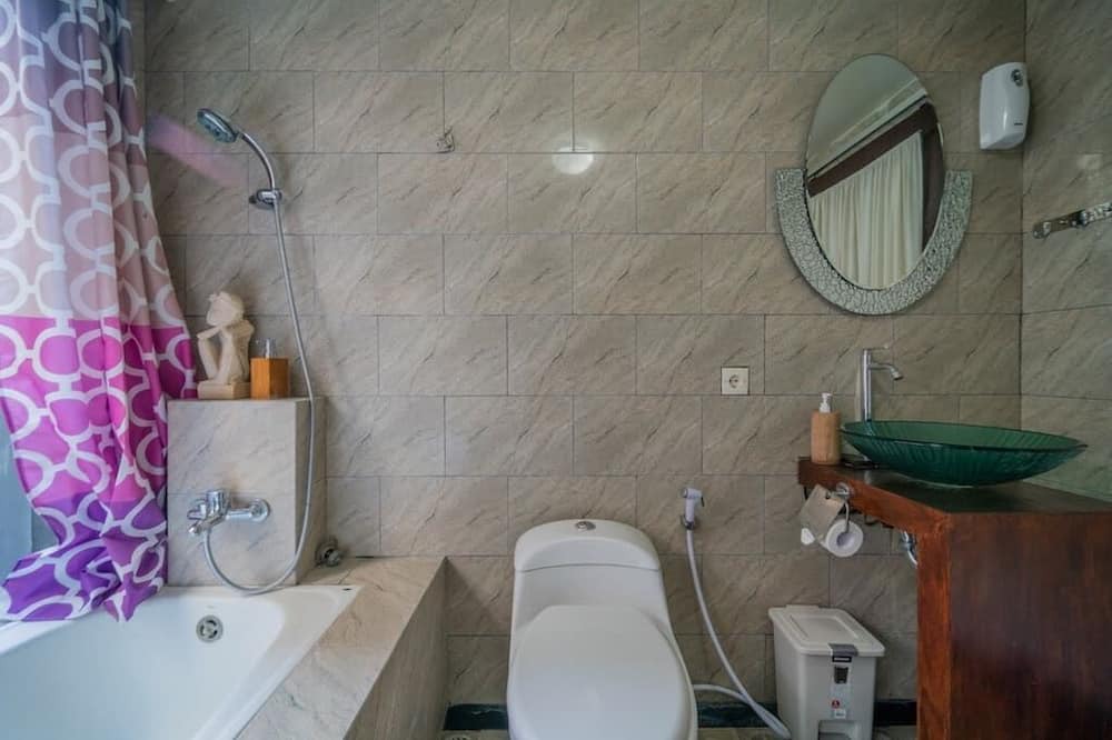 Photo of Bathroom in Taman Griya