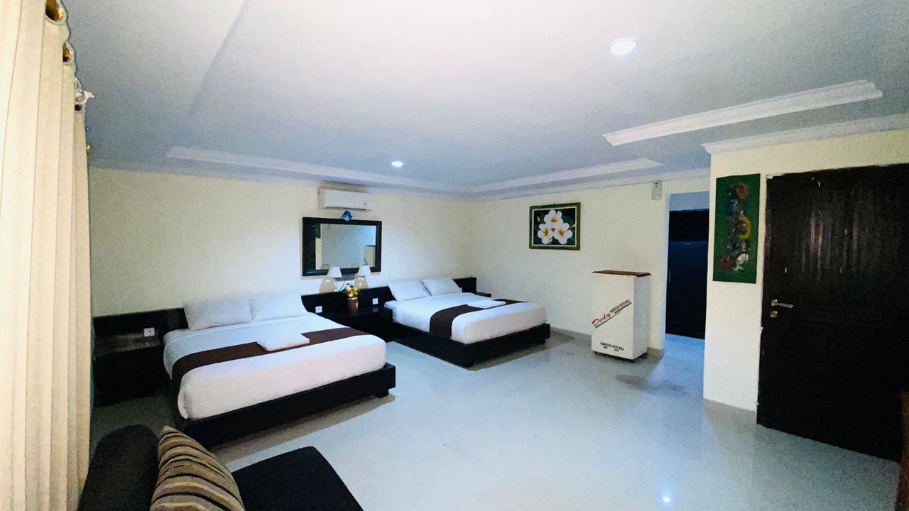 Photo of Bedroom in Kartika Plaza