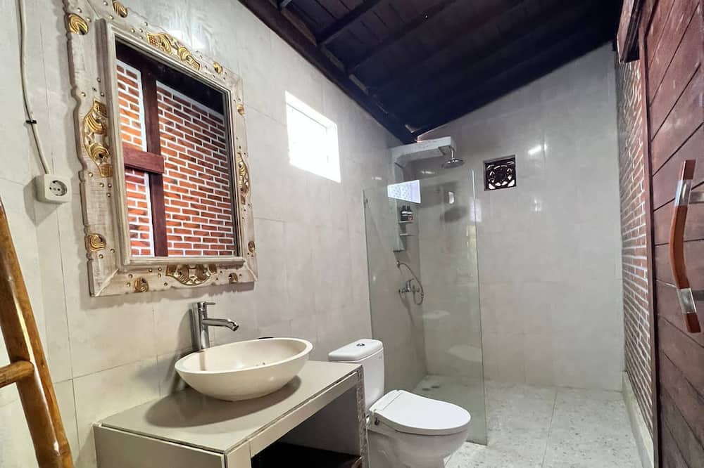Photo of Bathroom in Cemagi