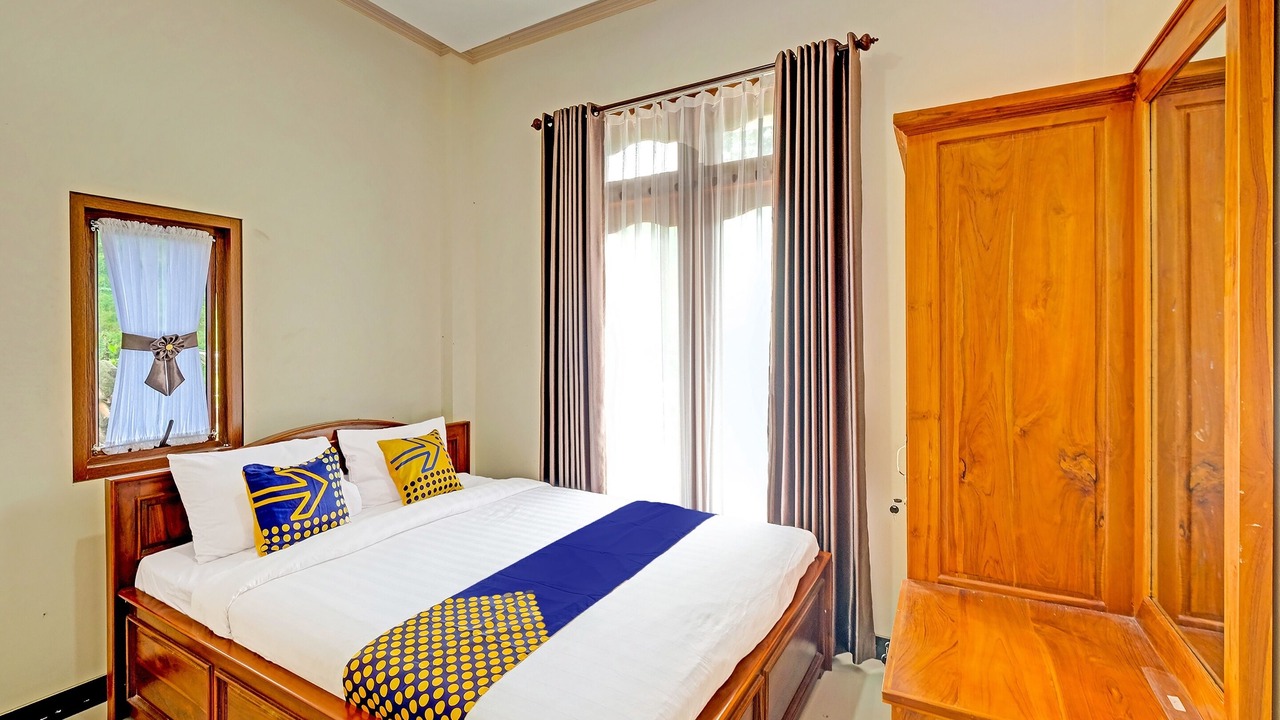 Photo of Bedroom in Bulukerto