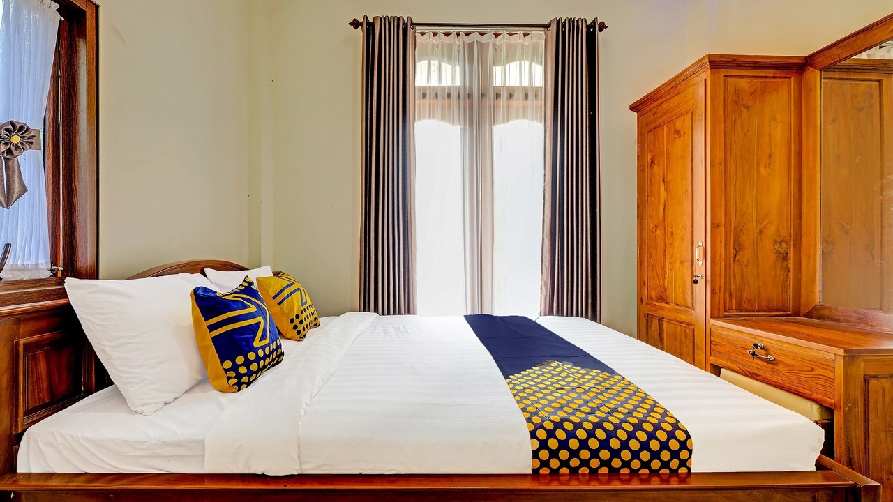 Photo of Bedroom in Bulukerto