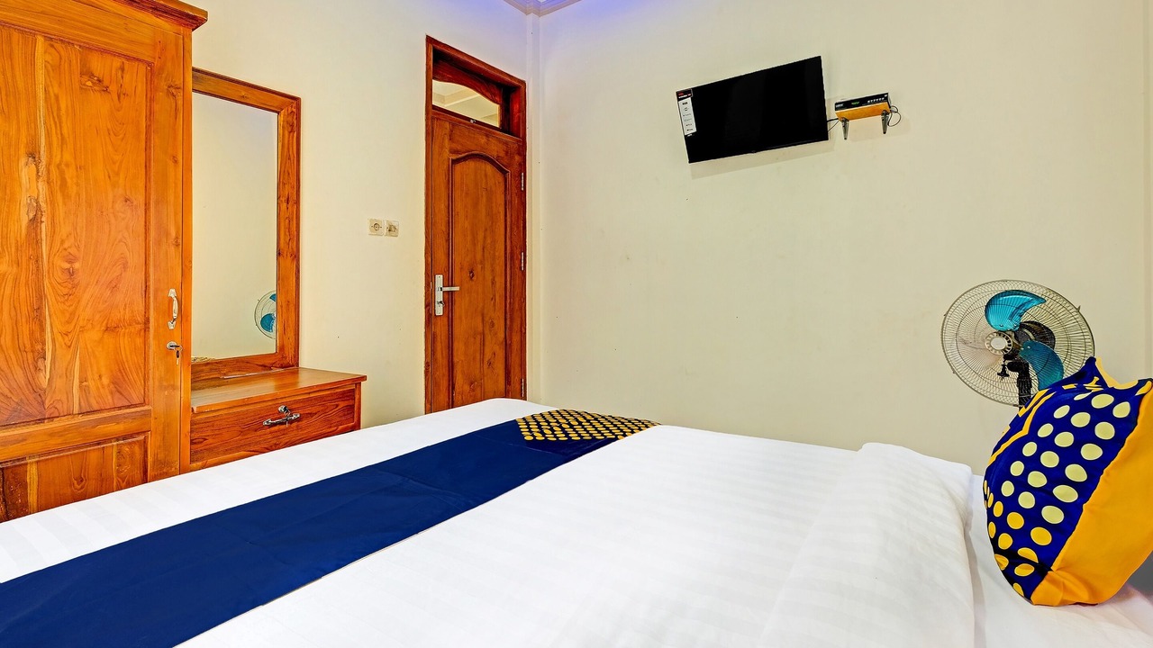 Photo of Bedroom in Bulukerto
