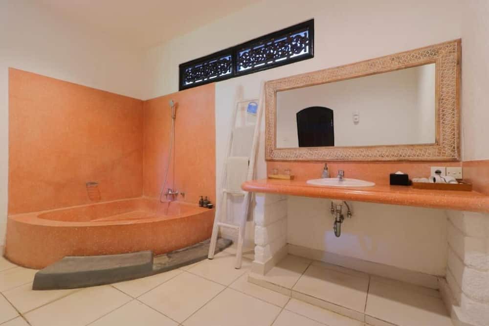 Photo of Bathroom in Nakula