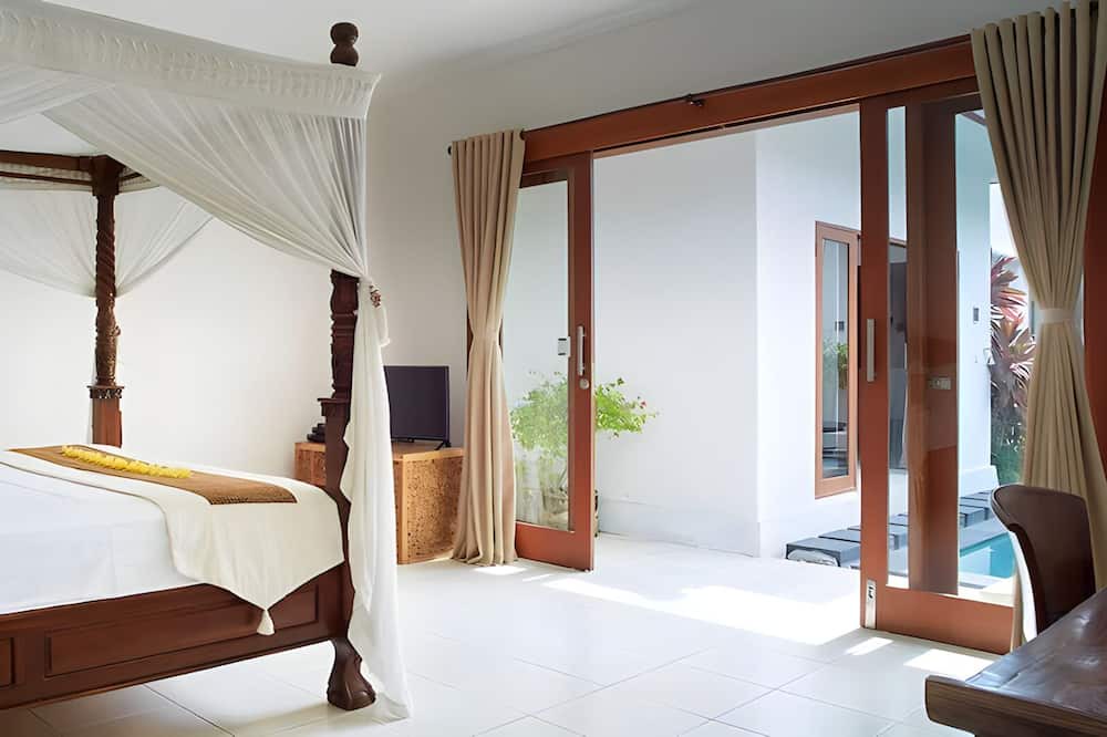 Photo of Bedroom in Sunset Road