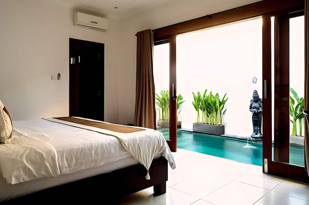 Photo of Bedroom in Sunset Road