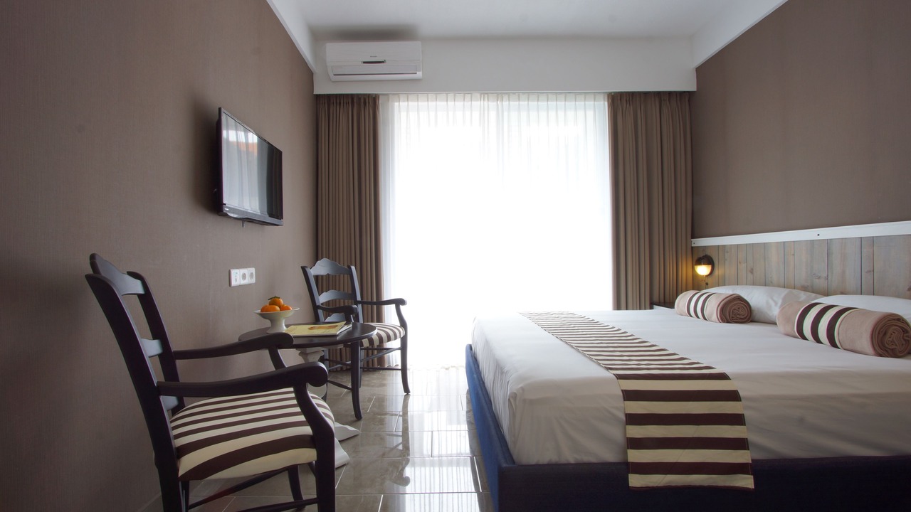 Photo of Bedroom in Sunset Road