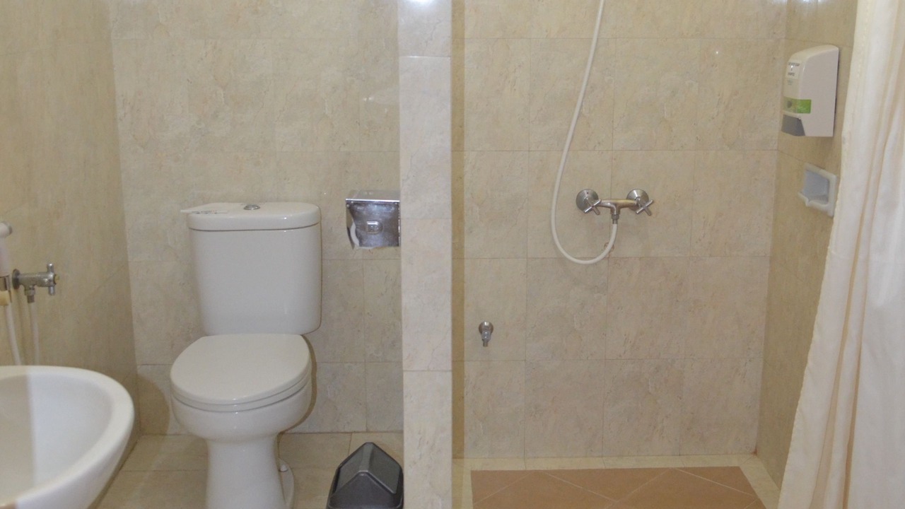 Photo of Bathroom in Laweyan