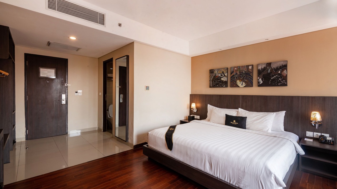 Photo of Bedroom in Sunset Road