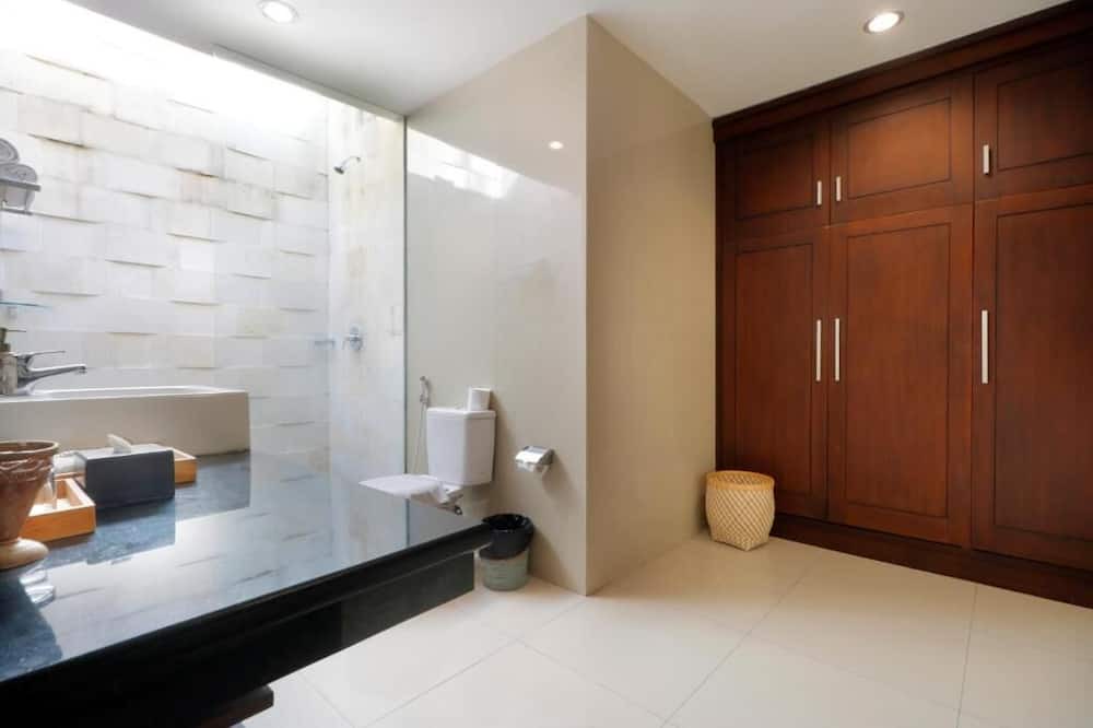 Photo of Bathroom in Nakula