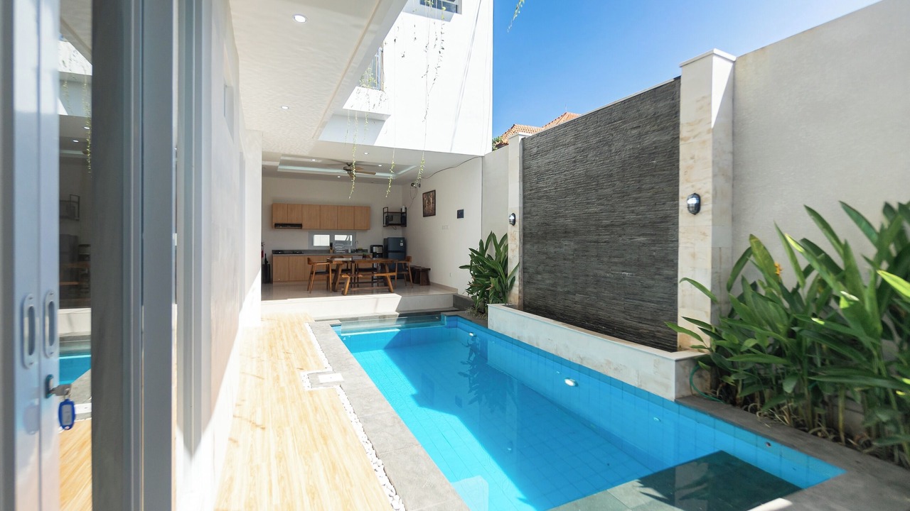 Photo of Outdoor in Sunset Road