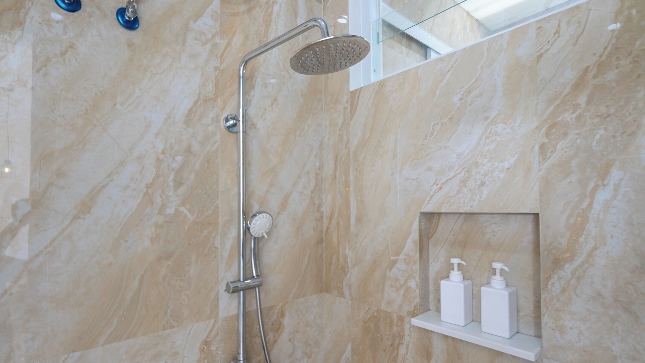 Photo of Bathroom in Sunset Road