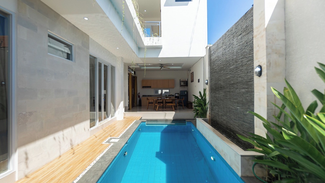 Photo of Outdoor in Sunset Road