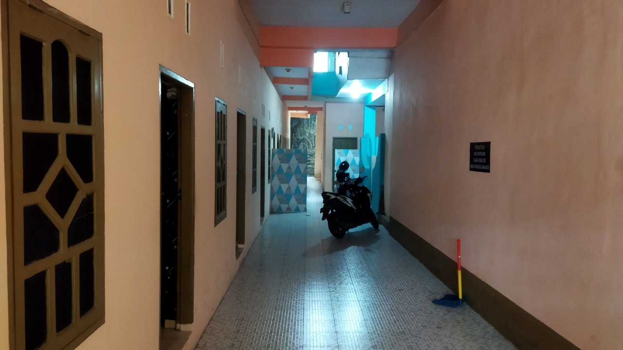 Photo of Others in Cempae