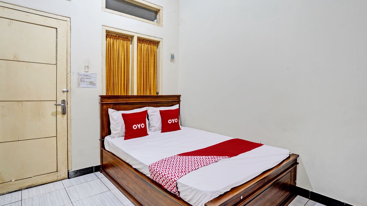 Photo of Bedroom in Tuban Sub-District