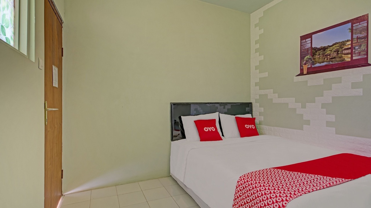 Photo of Bedroom in Trawas