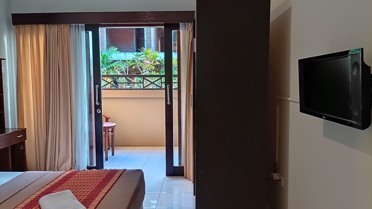 Photo of Bedroom in Kartika Plaza