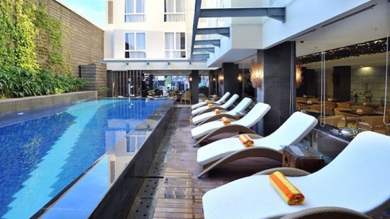 Photo of Outdoor in Kartika Plaza