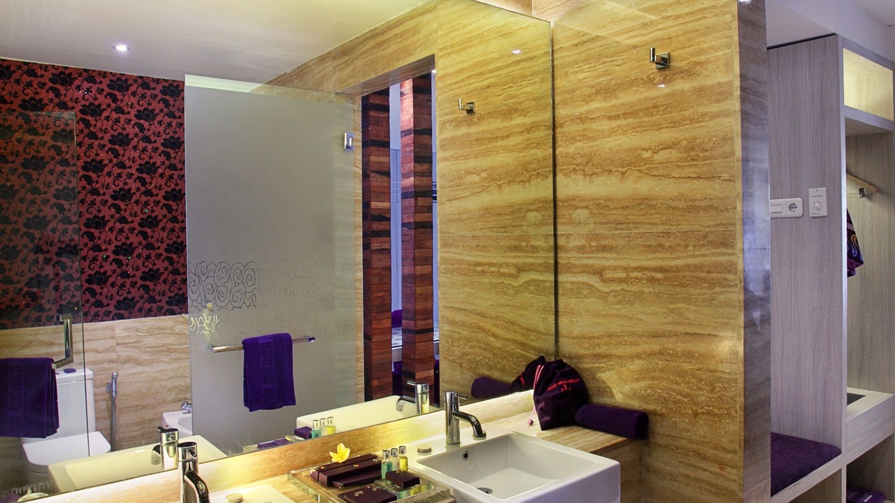 Photo of Bathroom in By Pass Ngurah Rai Kuta