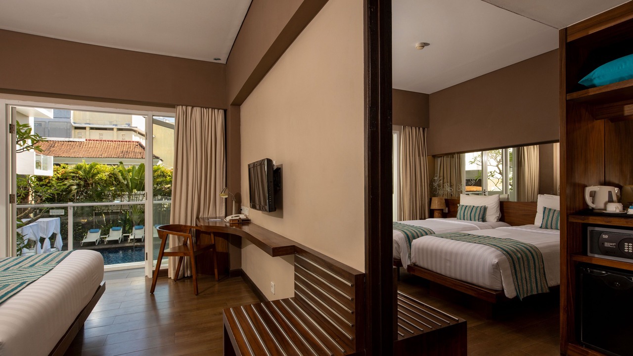 Photo of Bedroom in Kartika Plaza