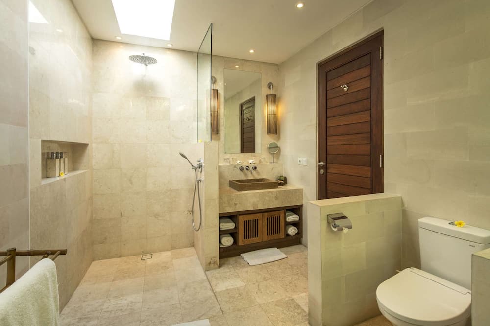 Photo of Bathroom in Drupadi
