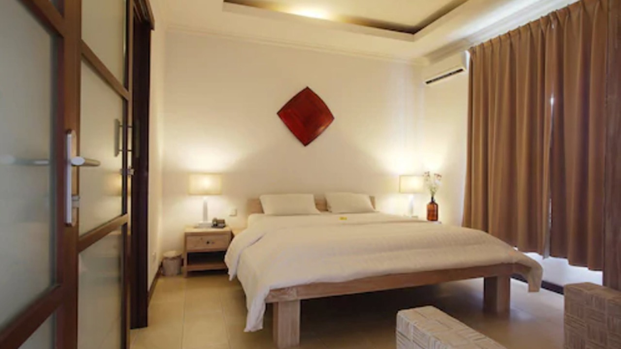 Photo of Bedroom in Sunset Road