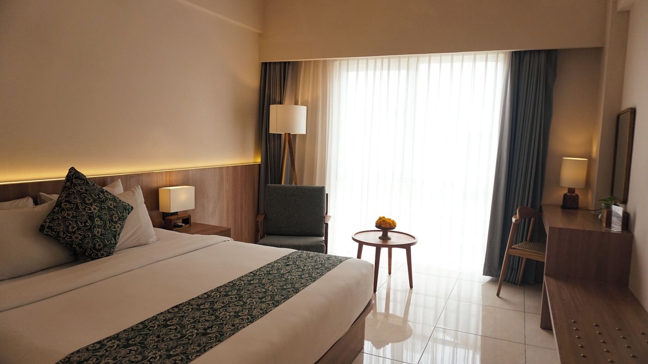 Photo of Bedroom in Kartika Plaza