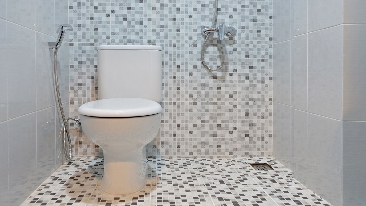 Photo of Bathroom in Makassar