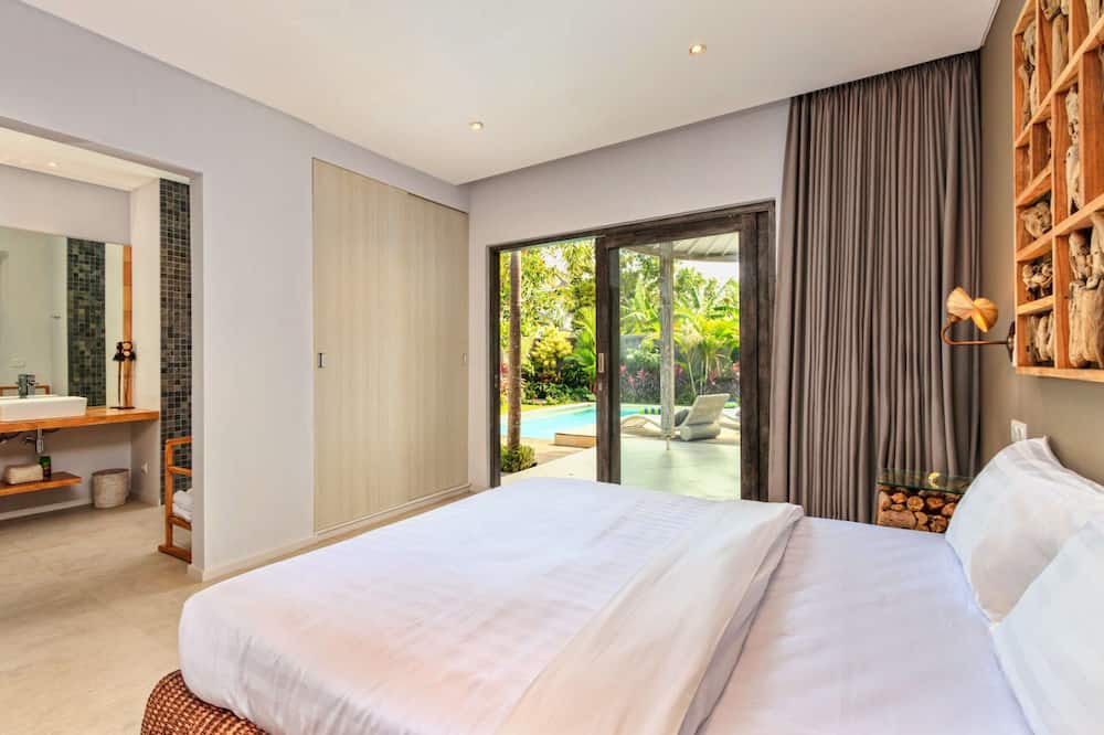 Photo of Bedroom in Sunset Road