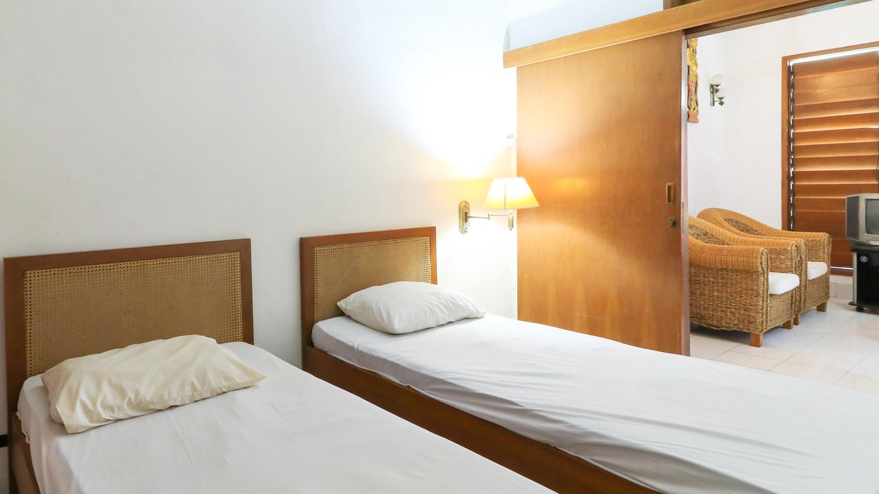 Photo of Bedroom in Kartika Plaza