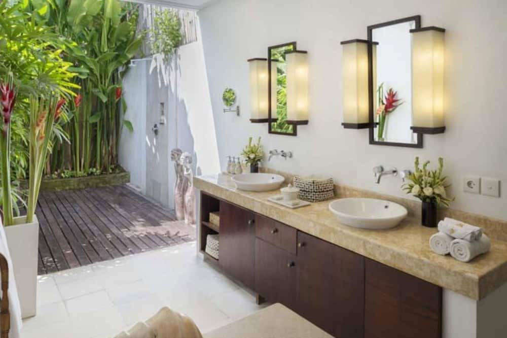 Photo of Bathroom in Nakula