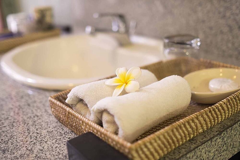 Photo of Bathroom in Sunset Road