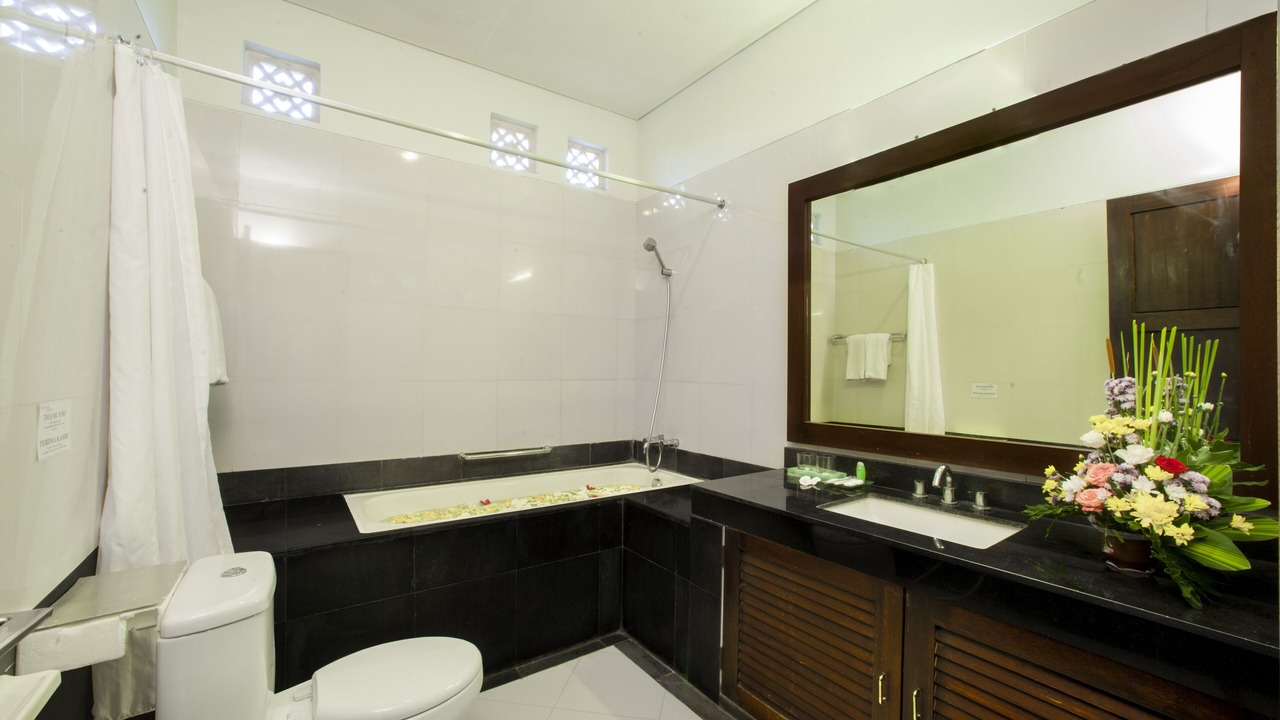 Photo of Bathroom in Tuban