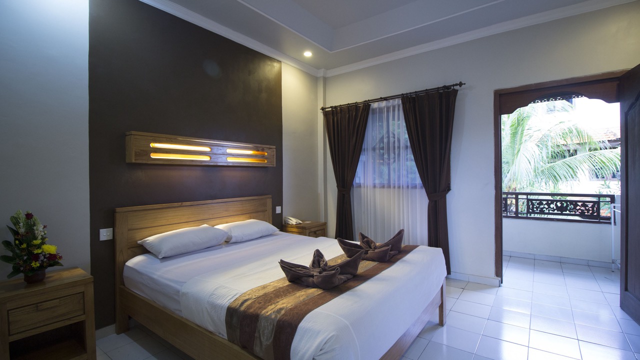 Photo of Bedroom in Kartika Plaza