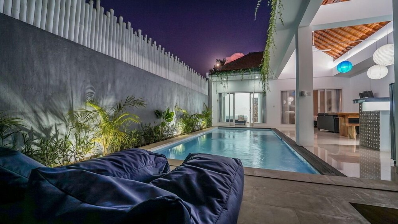 Photo of Outdoor in Sunset Road