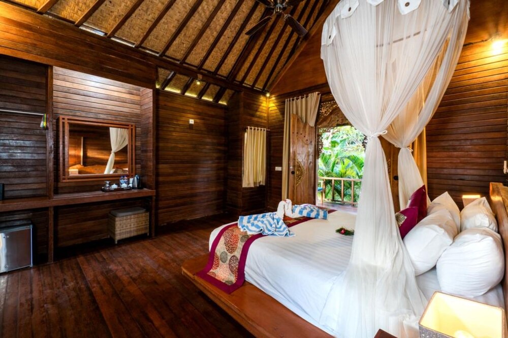 Photo of Bedroom in Mushroom Bay
