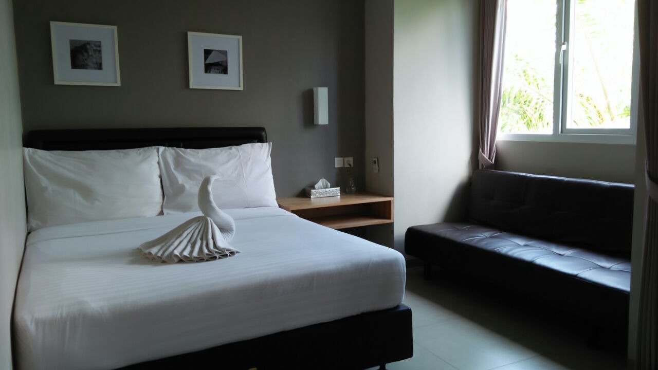Photo of Bedroom in Kartika Plaza