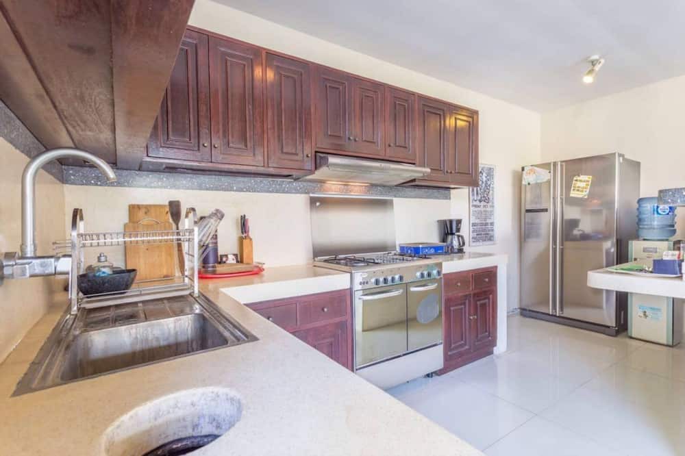 Photo of Kitchen in Batubelig