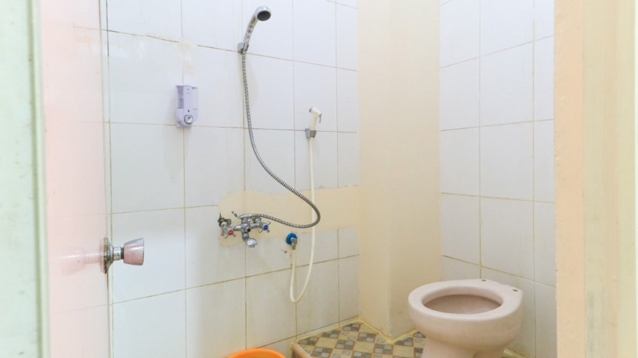 Photo of Bathroom in Makassar