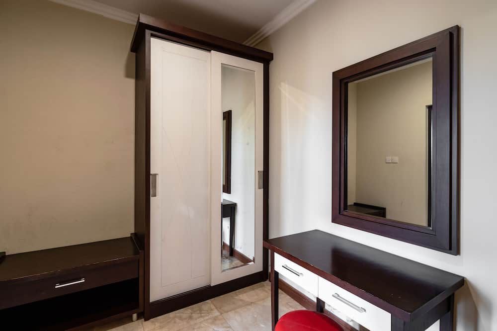Photo of Bedroom in Sunset Road