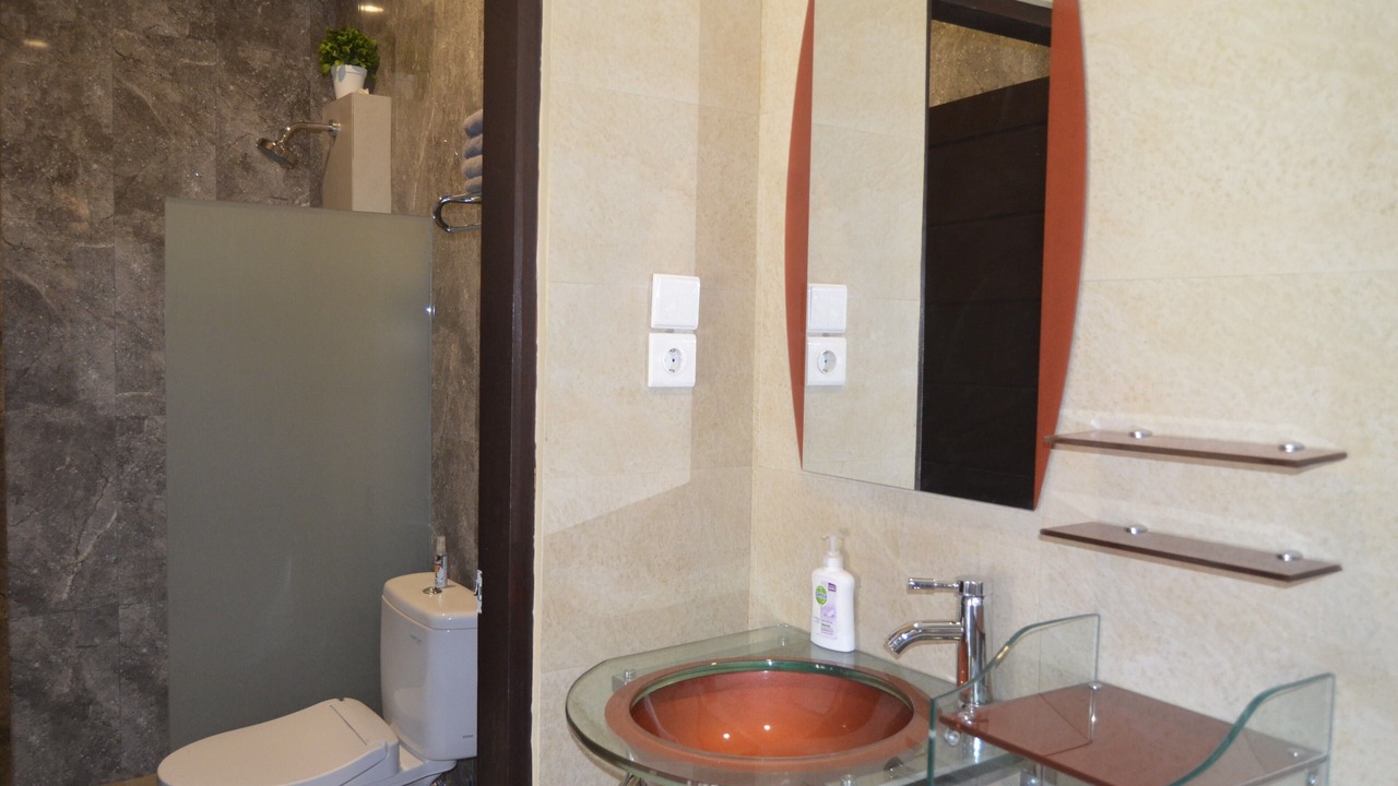 Photo of Bathroom in Siligita