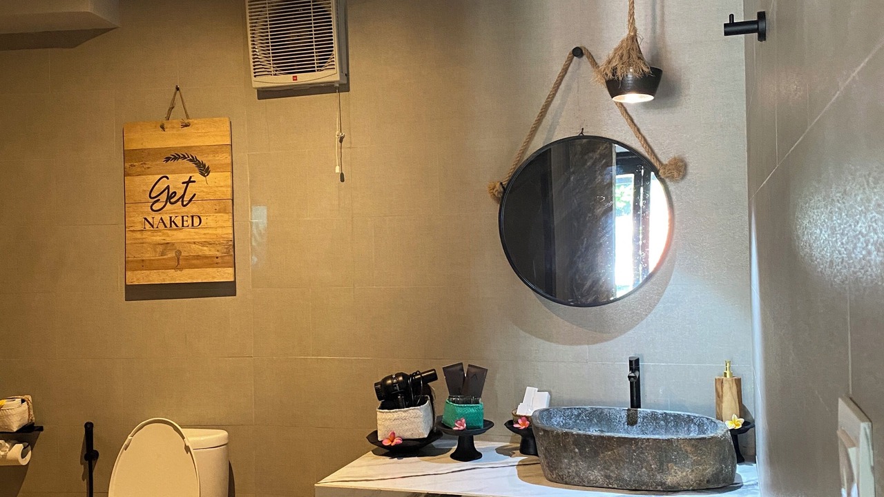 Photo of Bathroom in Pererenan