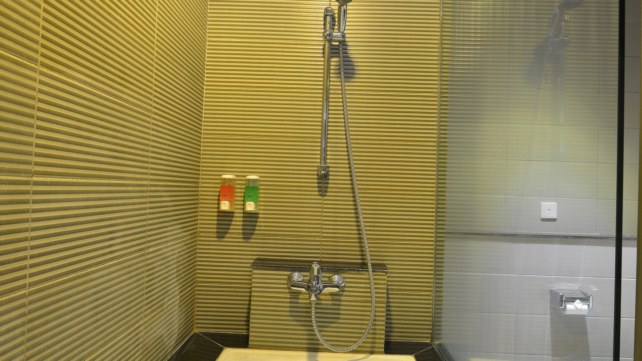 Photo of Bathroom in Sunset Road