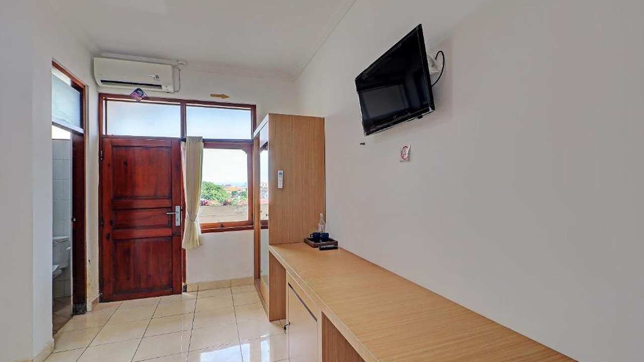 Photo of Bedroom in Raya Kuta