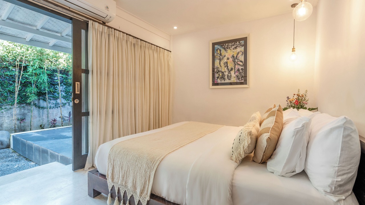 Photo of Bedroom in Petitenget