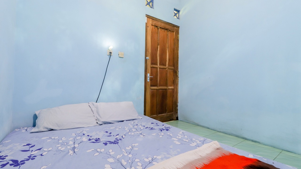 Photo of Bedroom in Kalirejo