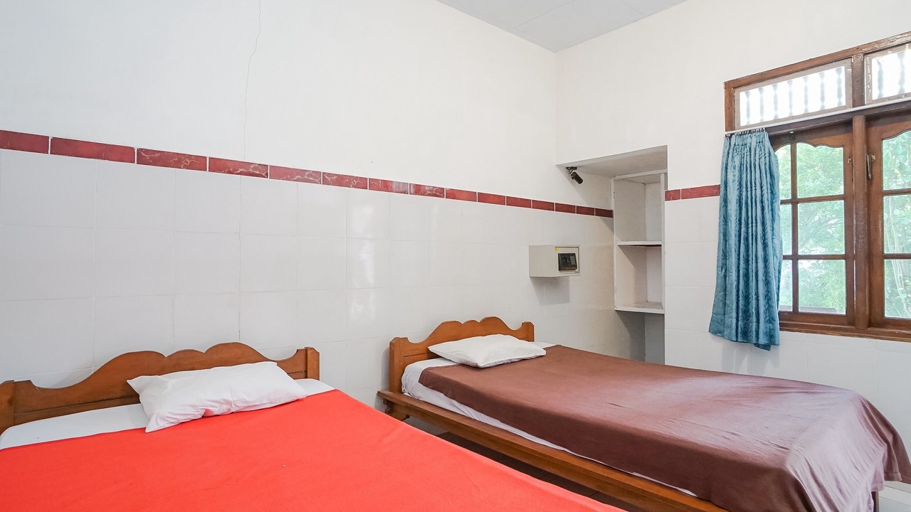 Photo of Bedroom in Sunset Road