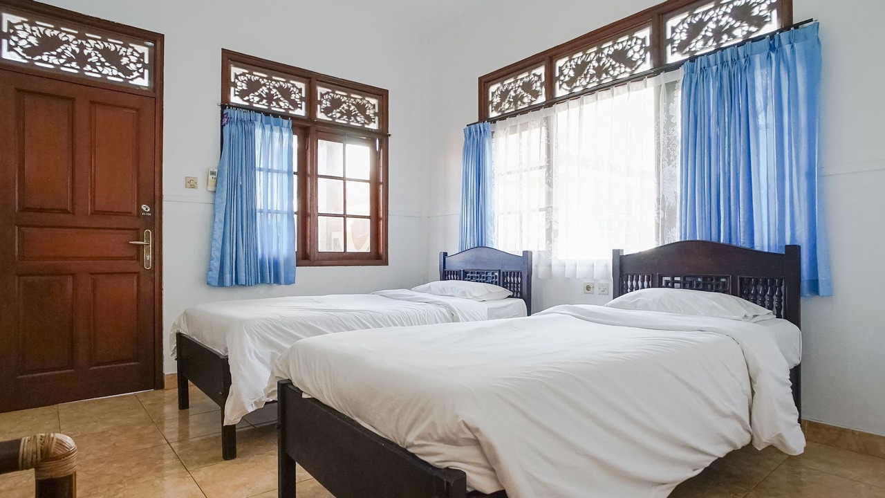 Photo of Bedroom in Sunset Road